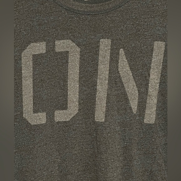 Men’s Old Navy ON Graphic T-Shirt - Picture 4 of 5